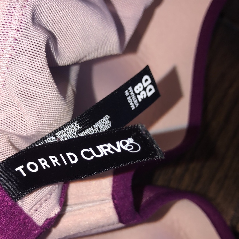 TORRID purple lacey bra size 38DD - Picture 3 of 4